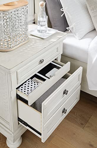 Robbinsdale Traditional 2 Drawer Night Stand, White