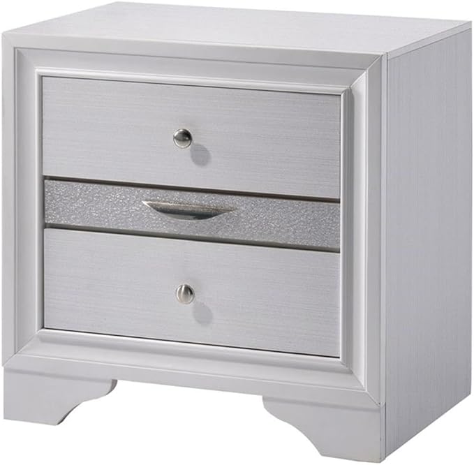 Laren Contemporary Solid Wood 3-Drawer Nightstand in White