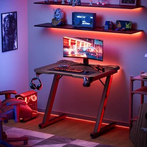 Gaming Desk Computer Desk Z-Shaped Gaming Table with Carbon Fibre Surface