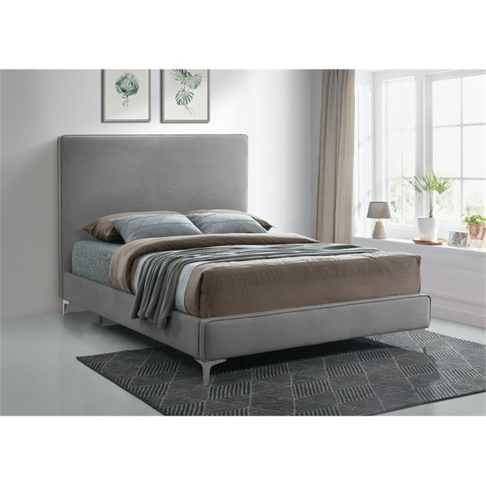 Meridian Furniture Geri Collection Modern | Contemporary Velvet Upholstered Bed with Piping on Headboard and Foorboard in Gold or Chrome Finish, Queen, Grey