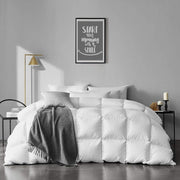 Lightweight Feathers Down Comforter King Size