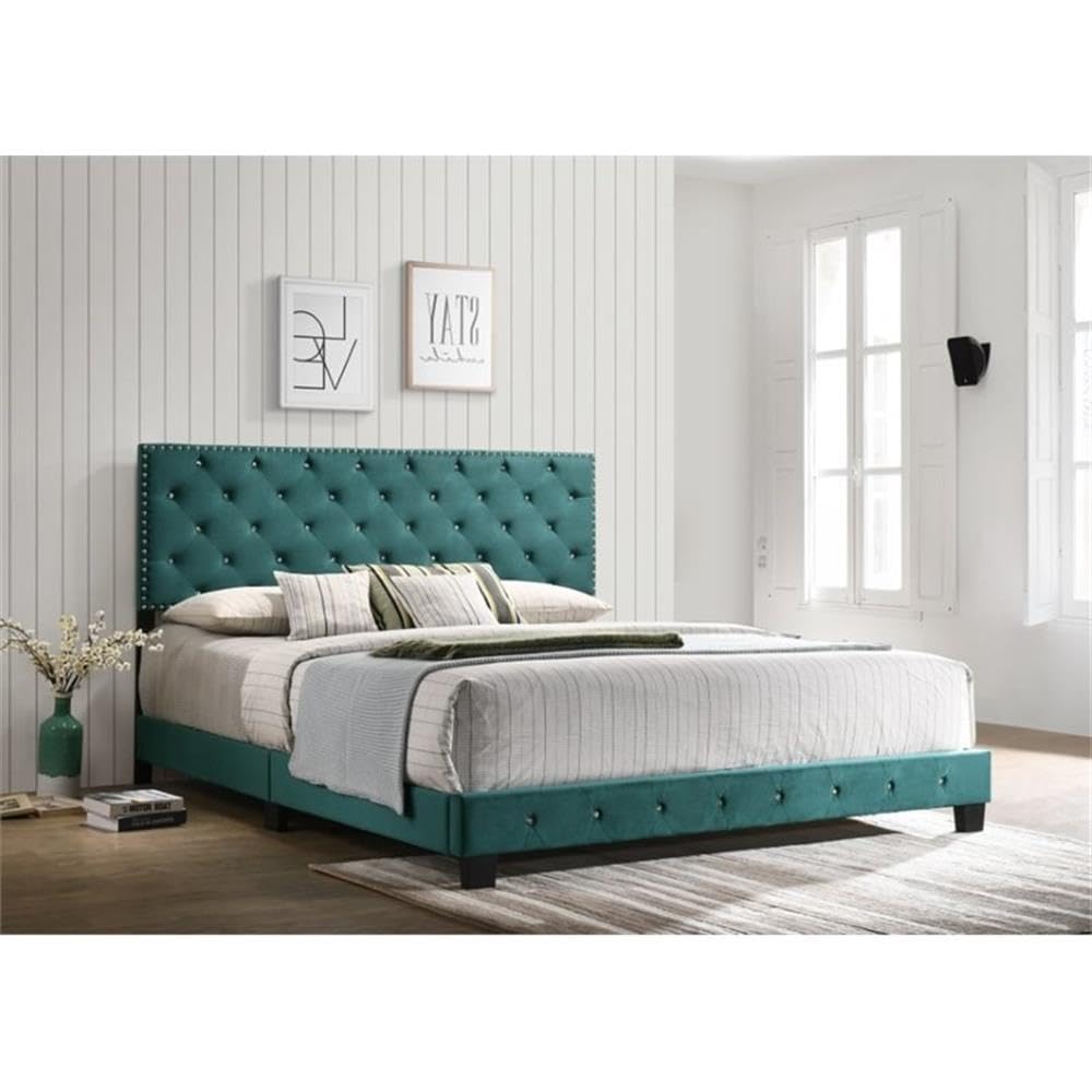 Suffolk Velvet Upholstered King Bed in Green
