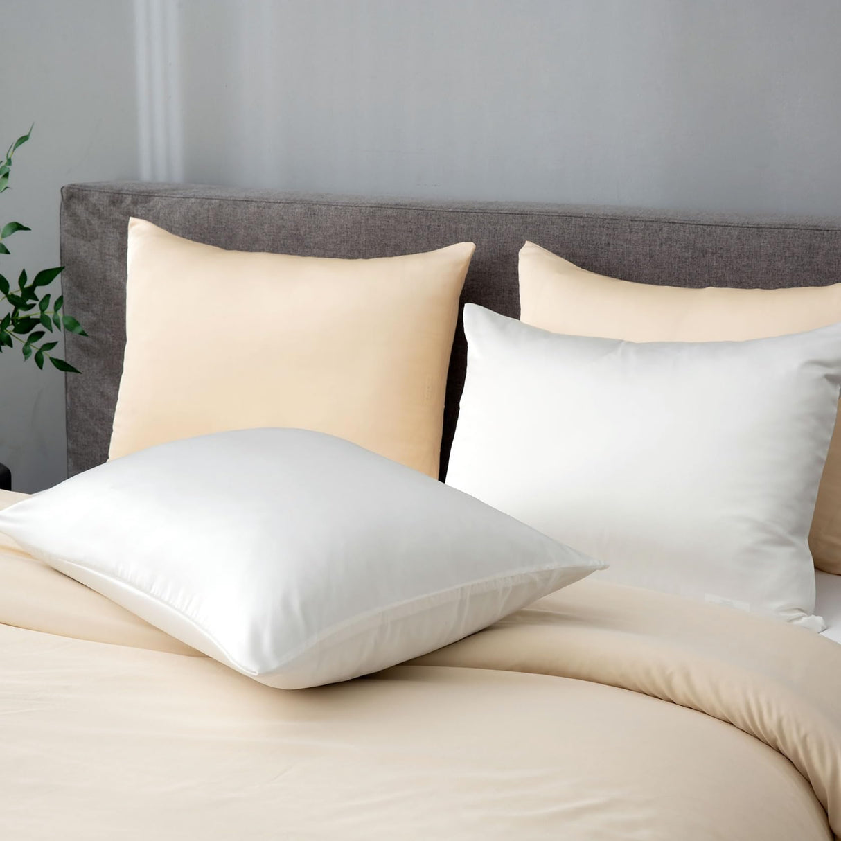 Pure Mulberry Silk Pillowcases Set of 2, Standard Size Silk Pillow Cases