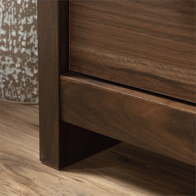 River Ranch 6-Drawer Bedroom Dresser in Grand Walnut, Grand Walnut Finish