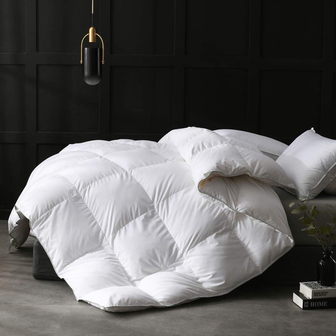 Down Feather Fibers Comforter King Size Luxurious All Seasons Duvet Insert