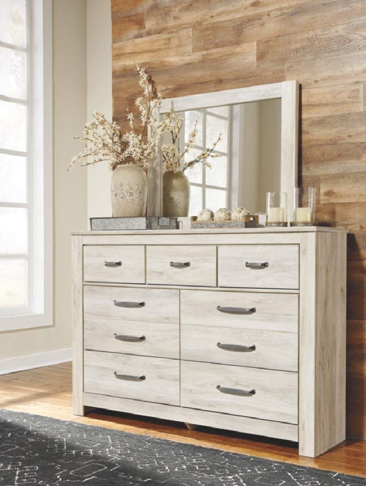 Bellaby Farmhouse 7 Drawer Dresser, Whitewash