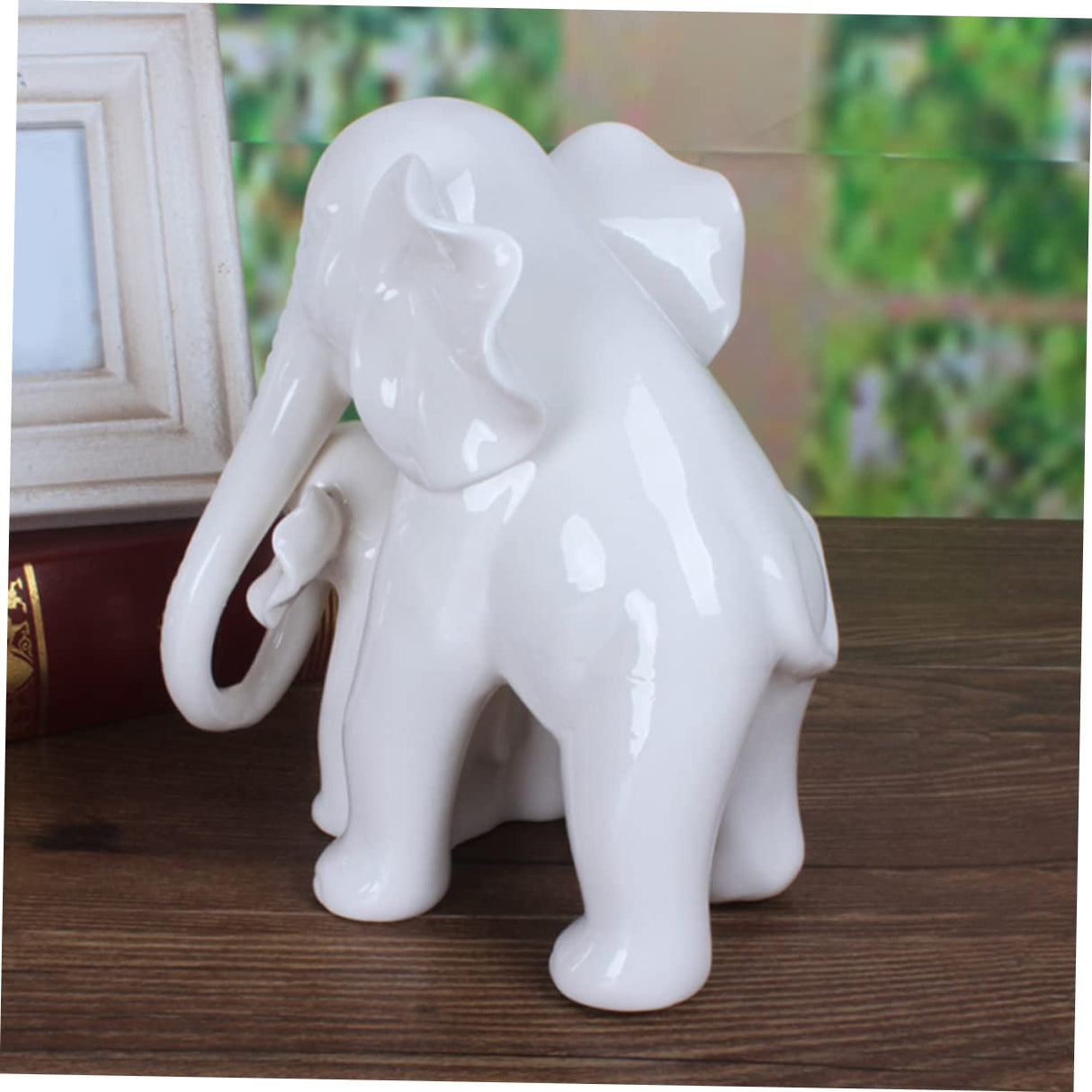 White Porcelain Mother Child Elephant Statue Lifelike Baby Elephant Figurine Elephant
