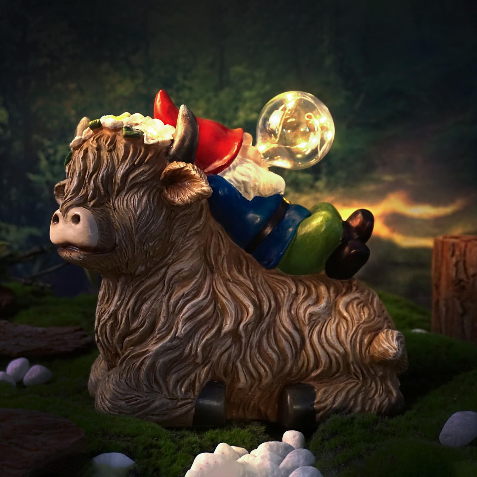 Solar Highland Cow Gnome Garden Decor Statue, Outdoor Funny Solar Light Decoration
