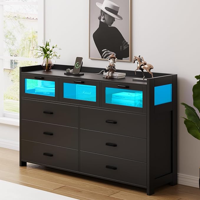 White Dresser for Bedroom with 7 Drawers