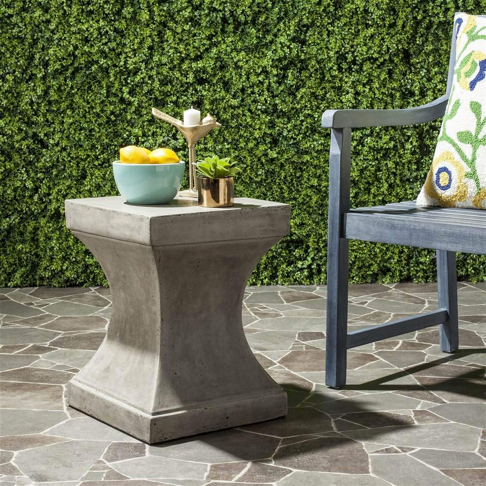 Outdoor Collection Curby Modern Concrete Dark Grey 17.7-inch Accent Table