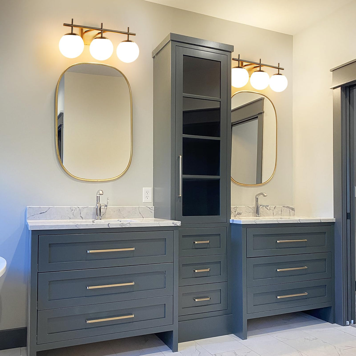 AIJIASI Gold Bathroom Light Fixtures, 3-Light Bathroom Vanity Light Over Mirror, Modern Vanity Lighting Fixtures with Milky White Globe Glass Shade, 22.4 inch Wall Sconce Light (Exclude E26 Bulb)