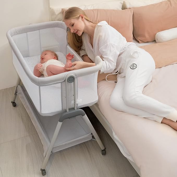 Baby Bassinet Bedside Sleeper, Easy Folding Portable Bassinet for Baby with Wheels,