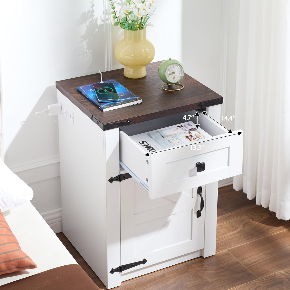 Set of 2, Nightstand with Charging Station