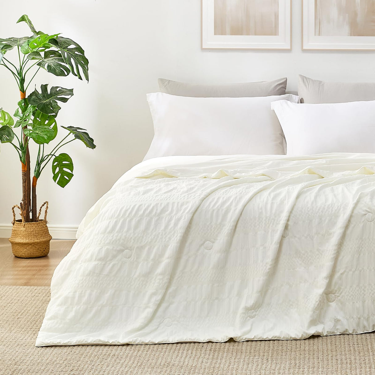 Seersucker Cooling Comforter Queen Size, Q-Max 0.6 Reversible Lightweight Cooling