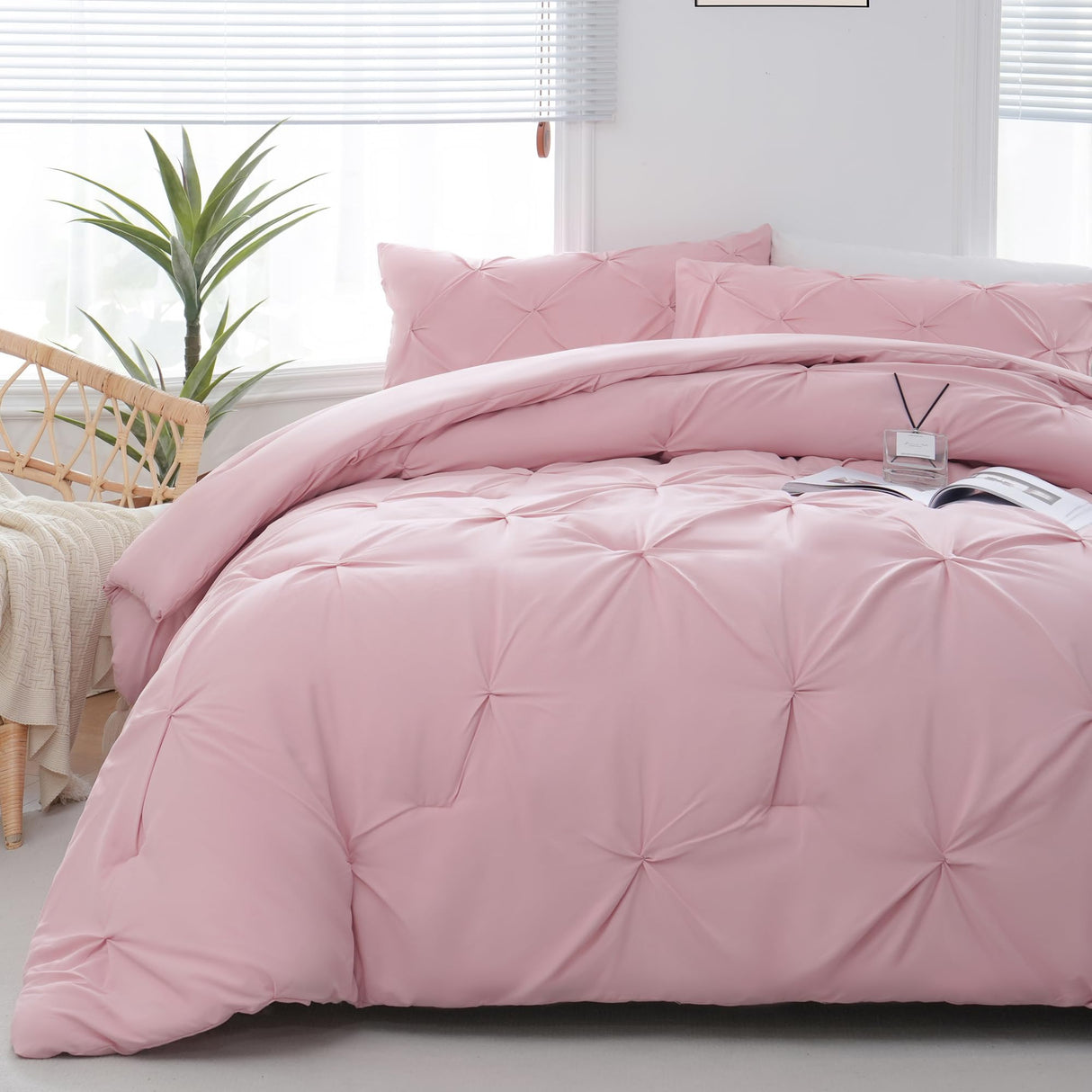 Queen Comforter Set Pink - 3 Pieces Cute Pinch Pleat Bed Set