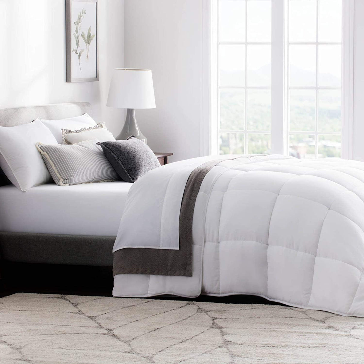 Comforter Duvet Insert Oversized Queen White Quilted Down Alternative All Season Microfiber - Oversized Queen - Box Stitched