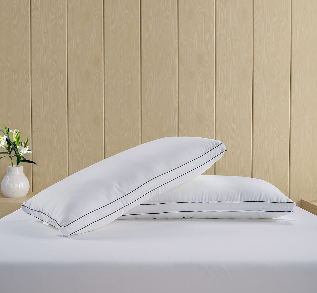 Pillows Standard Size Set of 4 - Soft Gusseted Bed Pillow