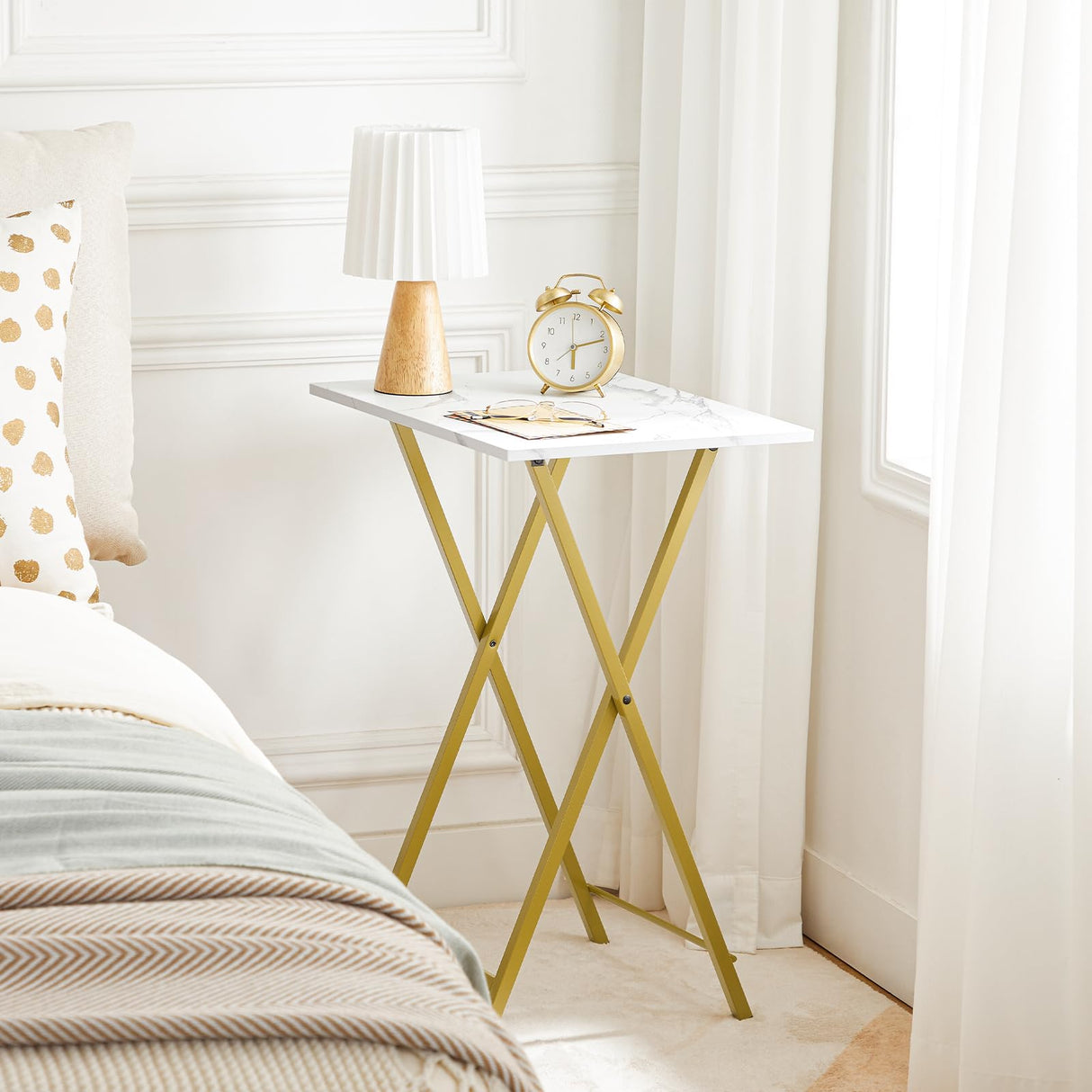 Hoobro Foldable Snack Table – Compact Sofa Side Tray for Small Spaces