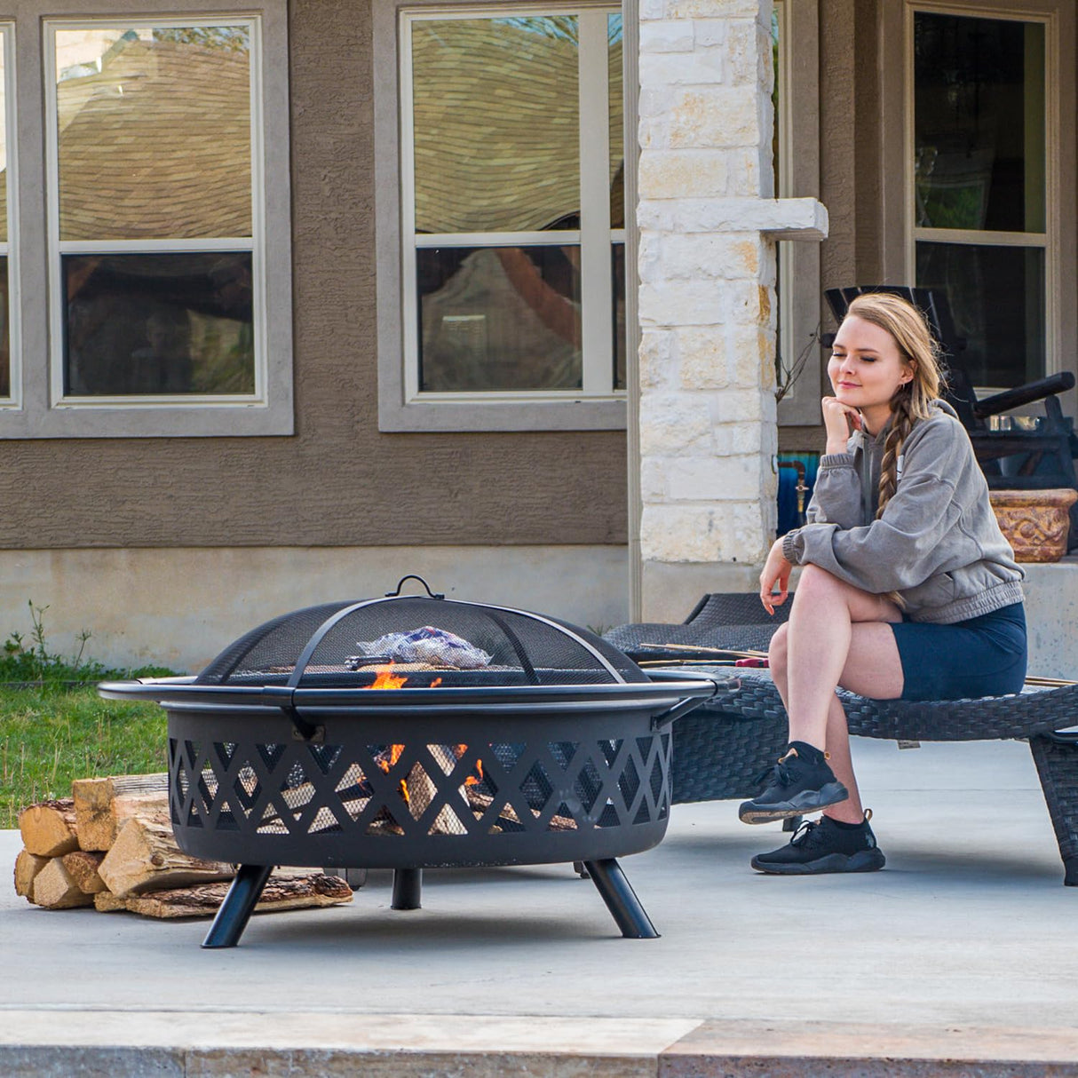 42ā Patio Fire Pit Wood Burning with Mesh Spark Screen