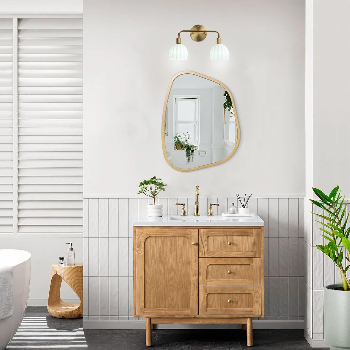 2-Light Gold Brass Bathroom Light Fixture,Wall Sconces,Brushed Gold Vanlity Light