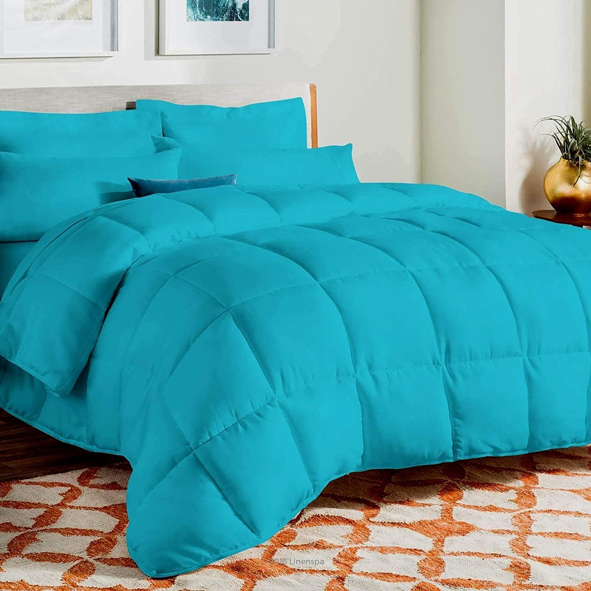 1000 Thread Count Alaskan King Size 1 Piece Comforter (500GSM Microfiber Fill) 100%