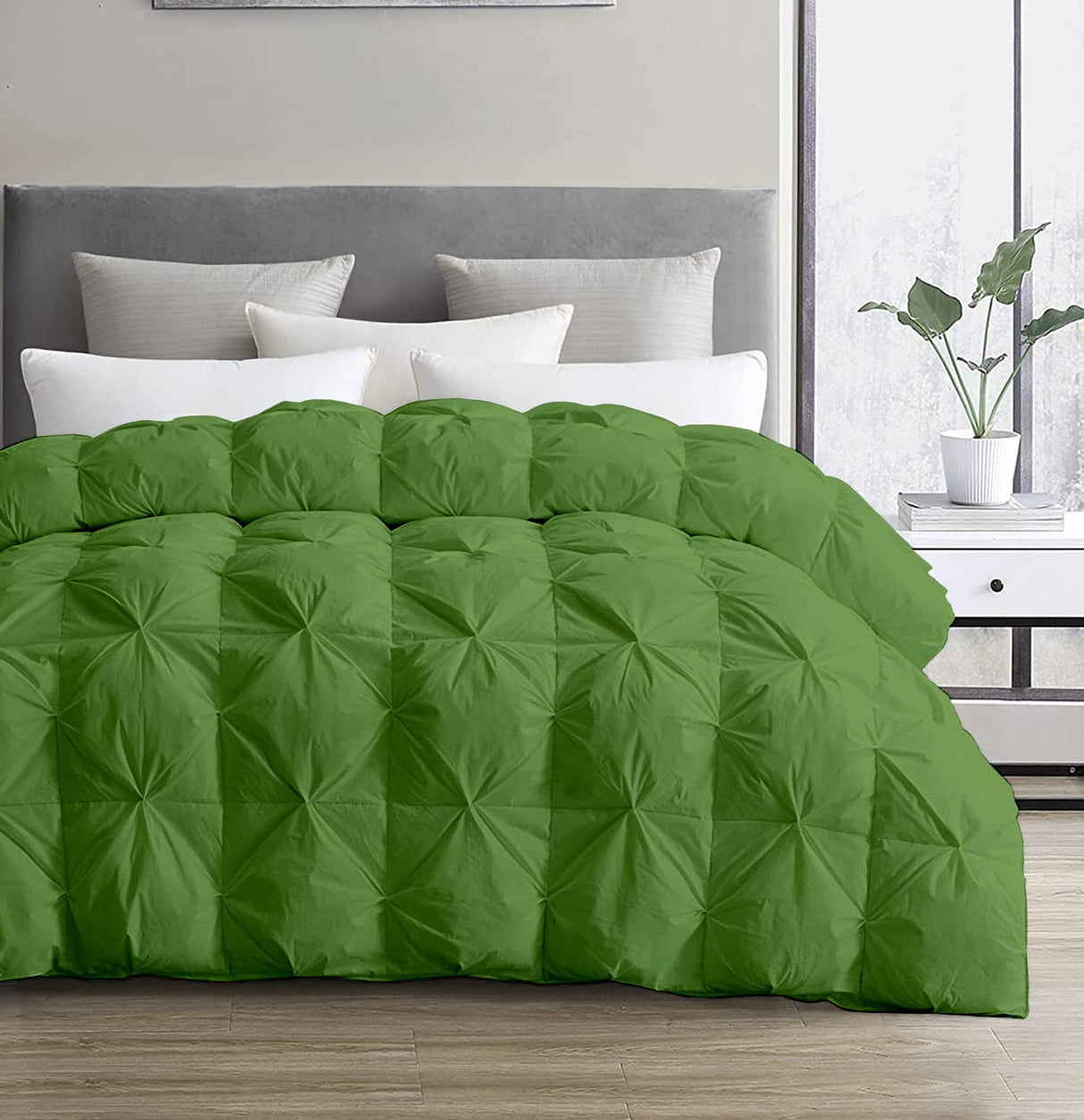 Luxurious All-Season Exquisite Pinch Pleat Design King Size 104 x 90 Down Alternative