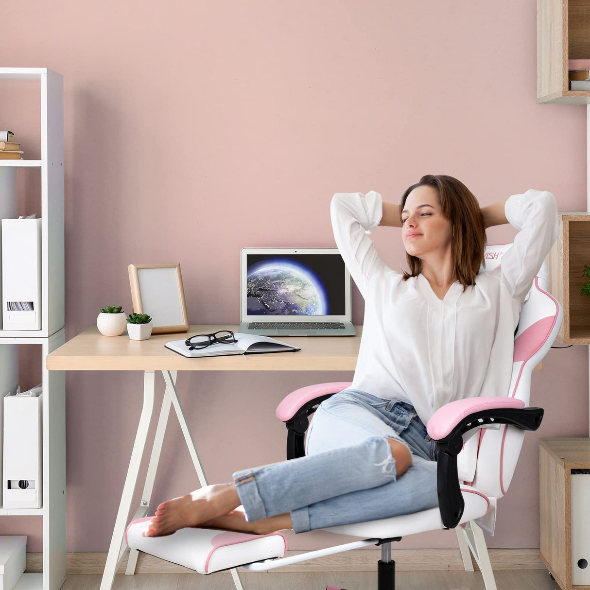 Pink Kawaii Gaming Chair with Lumbar Support