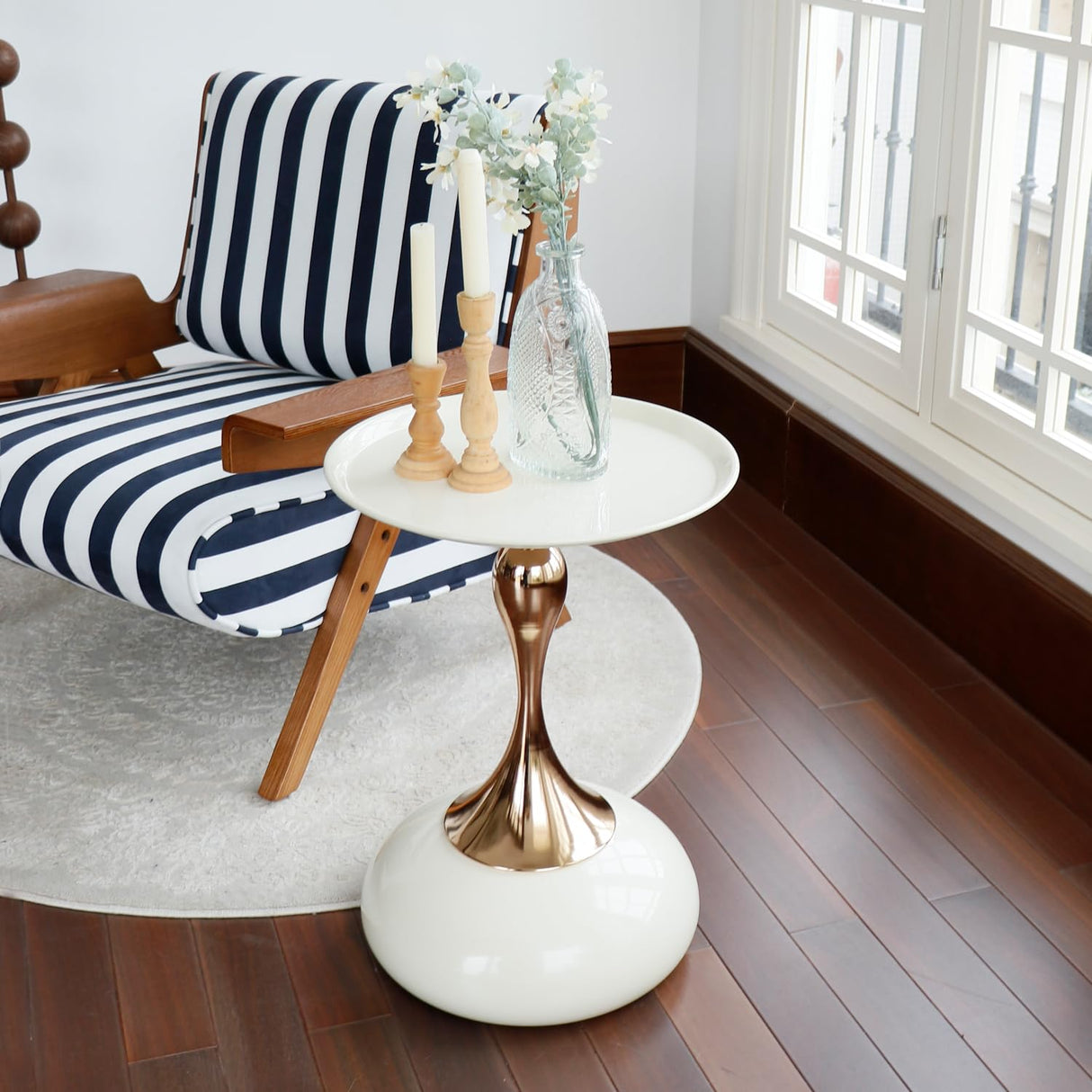 Small Round Side Table for Small Spaces, Modern Pedestal End Table Living Room