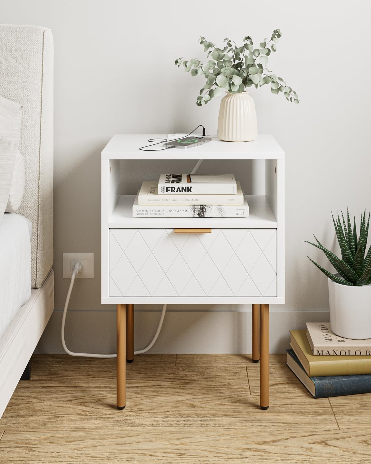 Nightstand with Charging Station,Mid-Century Modern Bedside Table with Storage Drawer