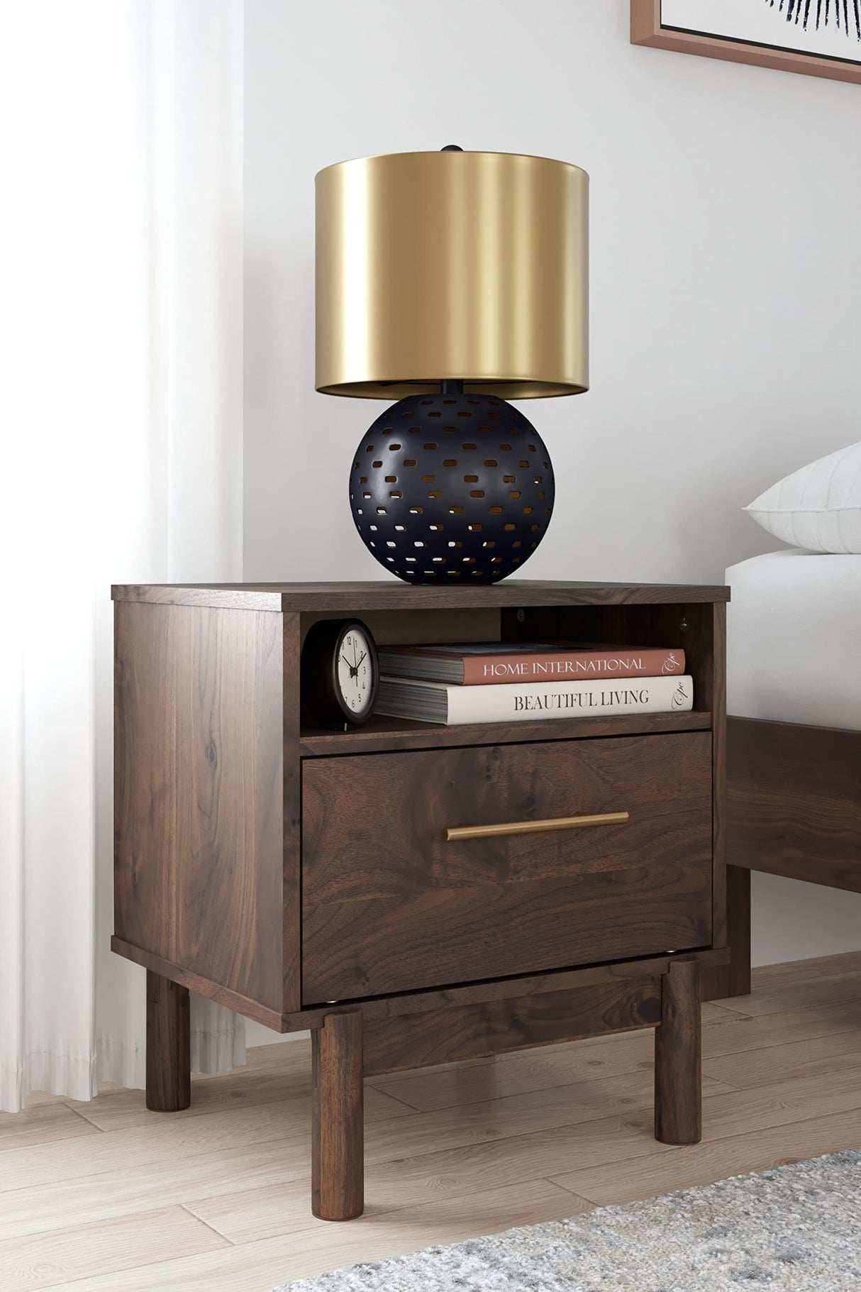 Calverson Modern 1 Drawer Nightstand
