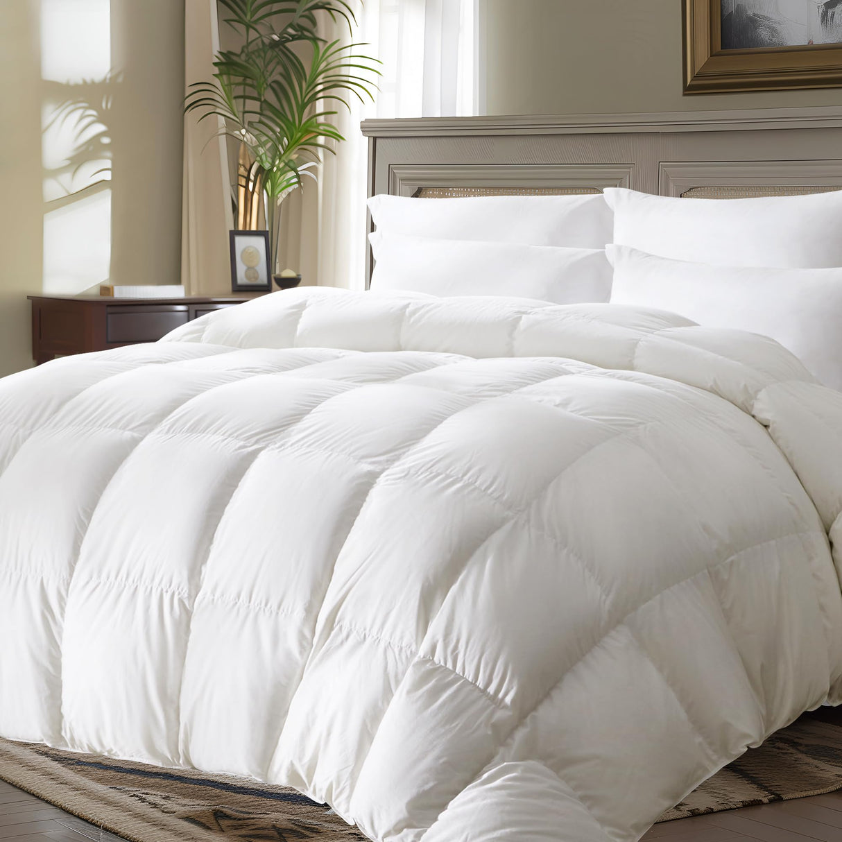 Goose Feather Comforter King Size, All Season Duvet Insert Medium Warmth, Cloud Soft
