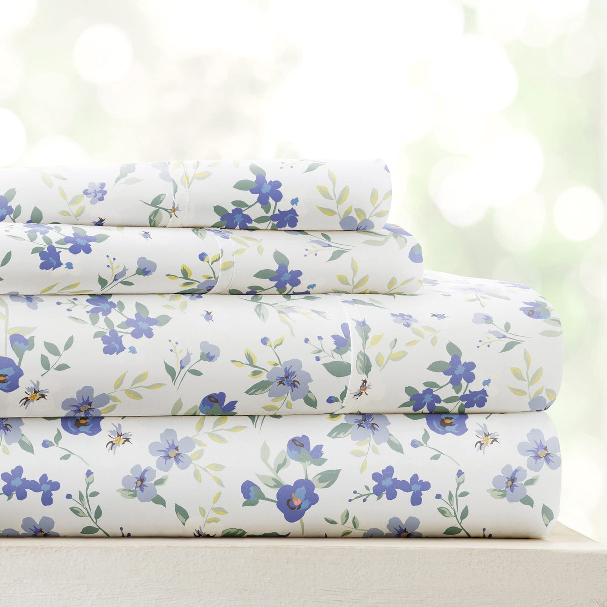 4 Piece Full Size Sheet Sets (Light Blue Floral)