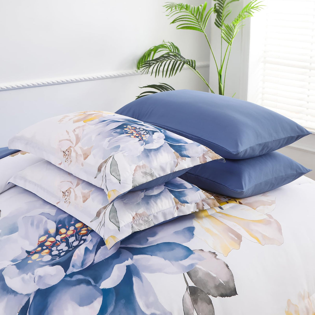 Floral Comforter Set Queen Size 7 Pieces Bed in A Bag Blue Flower Leaves Soft Bedding