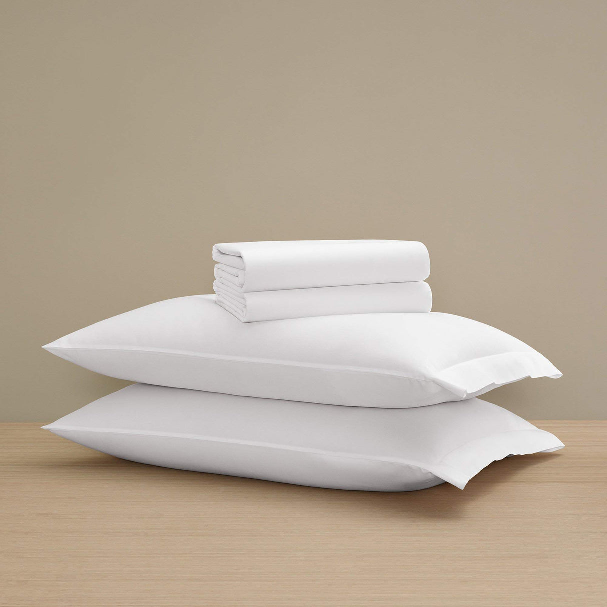 Sateen Classic Sheet Set (Queen) - Luxury All-White Bedding Sheet Set/Includes Pillowcases