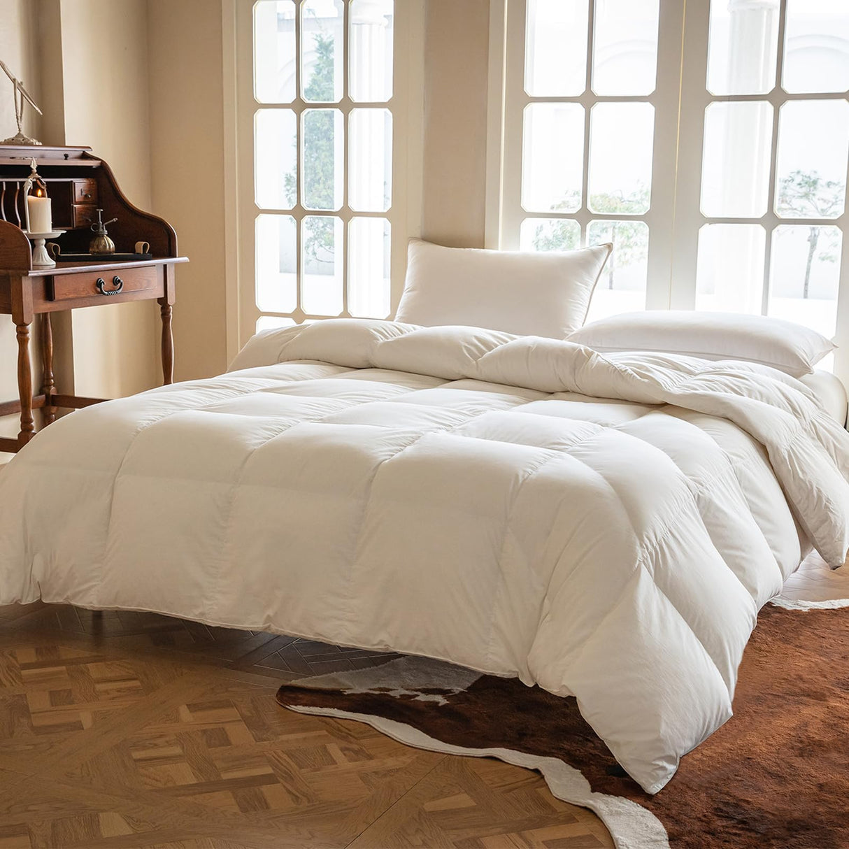 Feather Down Comforter King Size,All Season White Duvet Insert,Hotel Luxurious 100% Skin-Friendly Cotton Bed Comforter,Medium Warmth