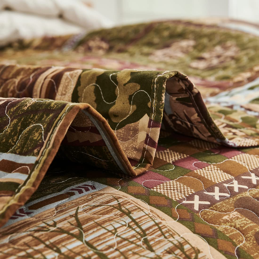 Cabin Bedding Quilt Queen/Full Size Lodge Patchwork Quilt Set Rustic Bedspread Forest