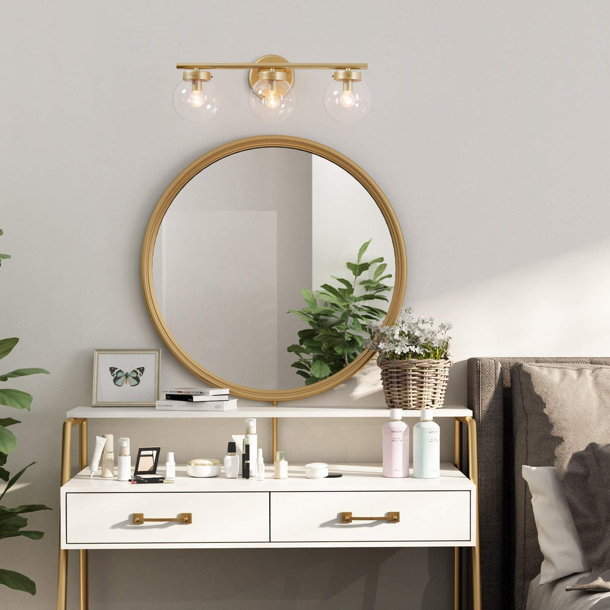 Bathroom Light Fixtures, Gold Vanity Light Fixture with Clear Glass Shades