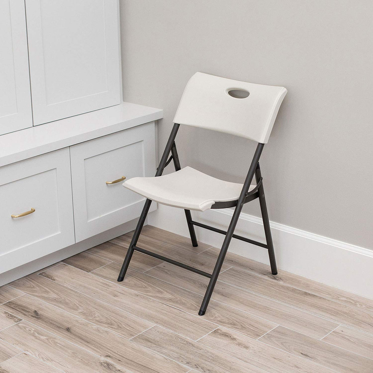 2000202 Folding Chair, White