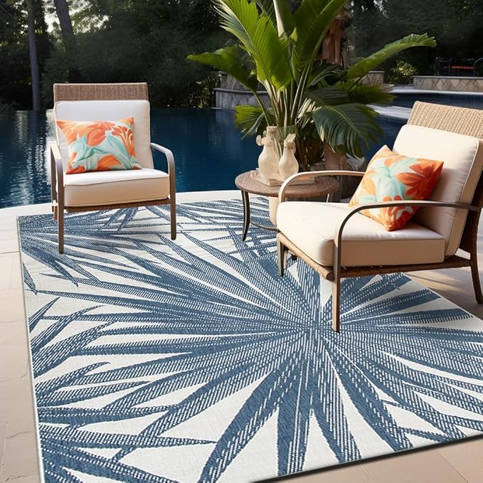 Tropical Leaves Nature Inspired Indoor/Outdoor Area Rug 5' x 7' Black