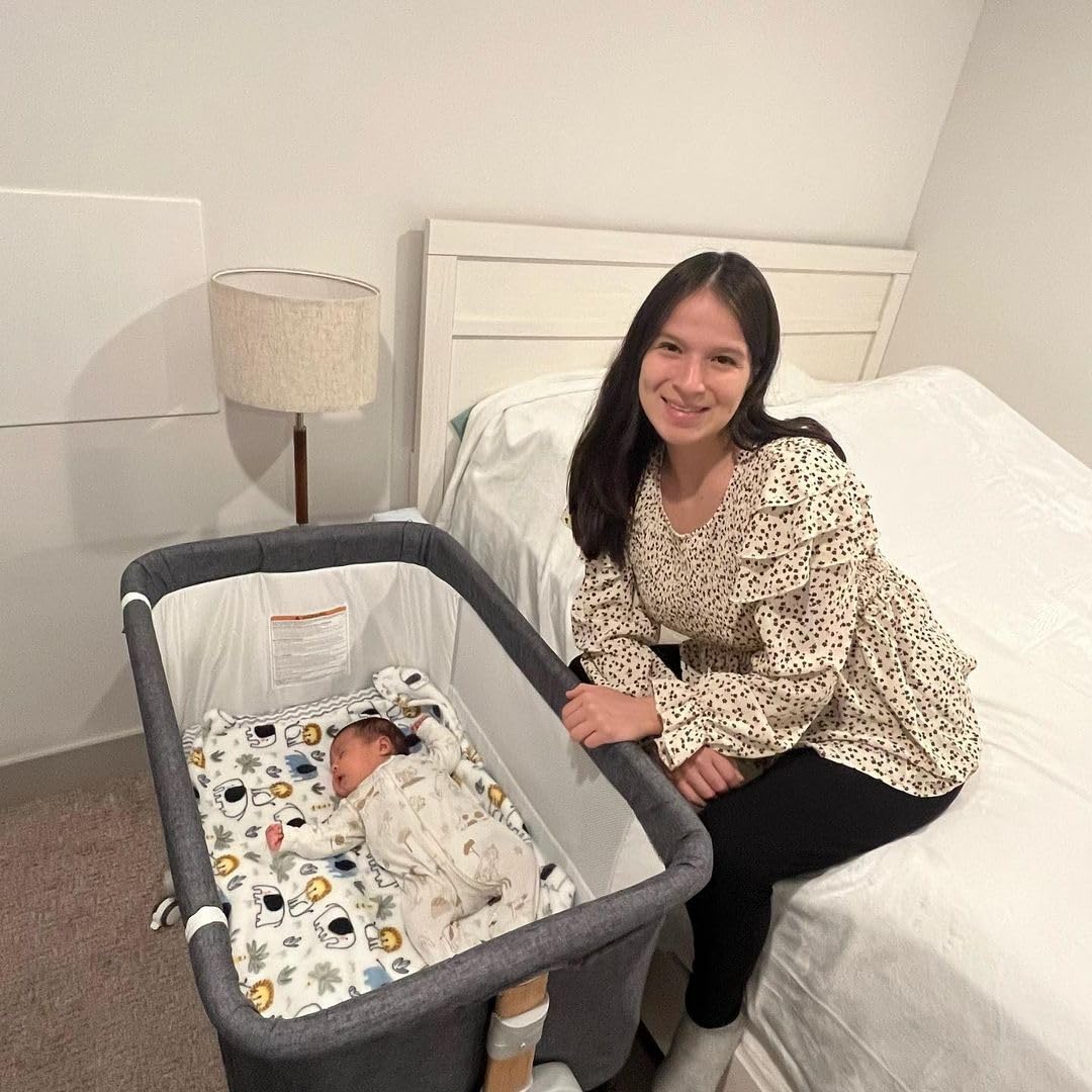 Cuddly Bassinet, 3 in 1 Baby Bassinet Bedside Sleeper, Bedside Crib with Mattress