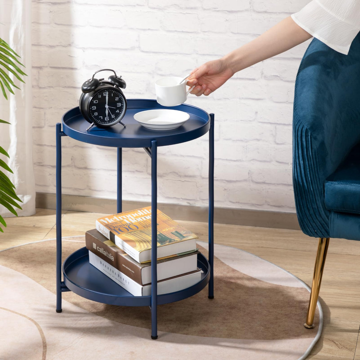 2-Tier Round Side Table, Outdoor Small Folding Accent Stand with Removable Tray
