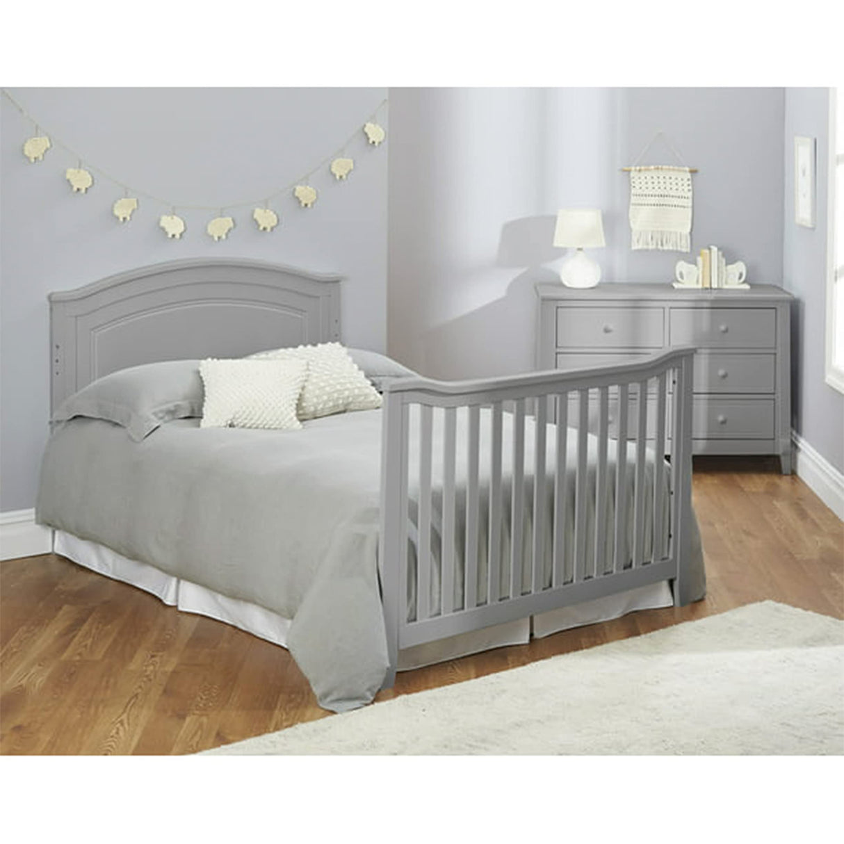 Berkley Round Top Crib, Classic 4-in-1 Convertible Crib, Made of Wood, Non-Toxic Finish, Wooden Baby Bed, Toddler Bed, Child’s Daybed and Full-Size Bed, Nursery Furniture-Gray