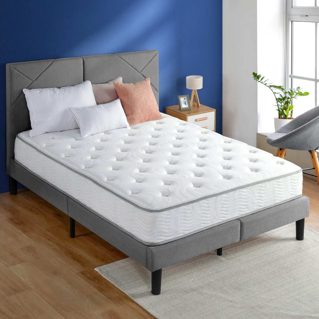 Queen Mattress, 10 Inch Plush Cloud Hybrid Mattress, Gel Infused Memory Foam