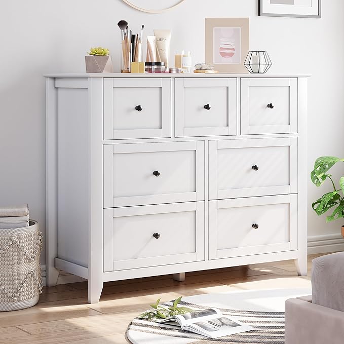 Grey 7 Chest of Drawer Dresser, Modern and Stylish Storage Cabinet