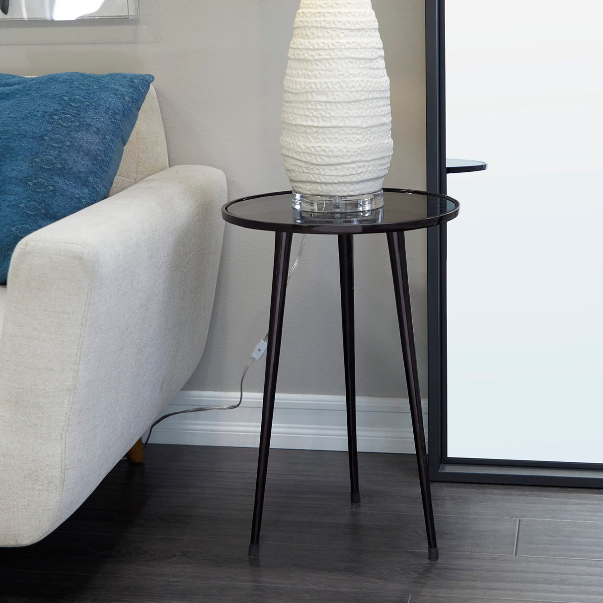 Round Side Table, Small Drink Table for Small Spaces, Modern Accent End Table