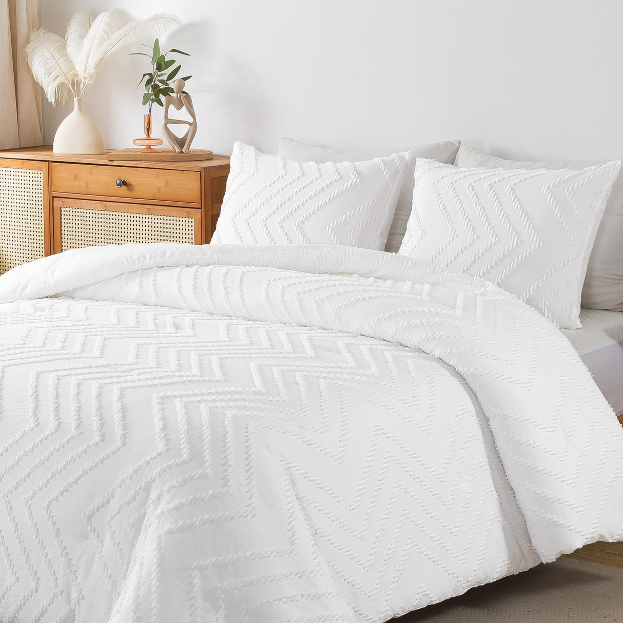 White Comforter King Size, Boho Soft Fluffy Warm Lightweight Bedding Comforter