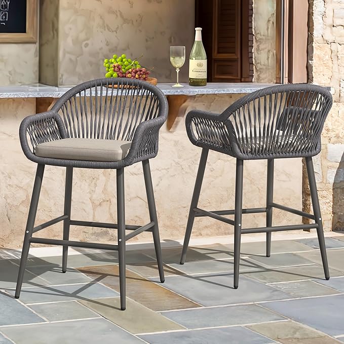 Outdoor Bar Stools Set of 4, 26.8" H Rattan Outdoor Counter Height Bar Stools