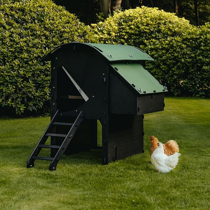 Nestera Portable Chicken Coop – Easy Clean, Weatherproof Plastic Hen House
