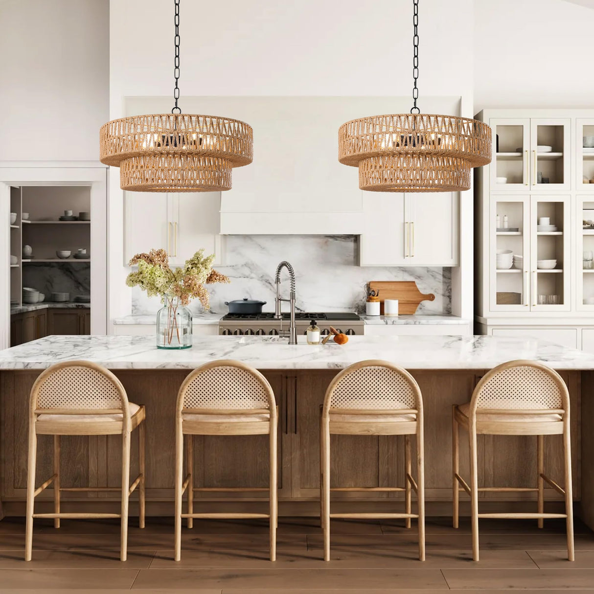 LamQee 22 Inch Farmhouse Rattan Chandeliers for Dining Room, 5 Lights Boho Chandelier Light Fixture with Hand Woven Wicker Shade, Large Rattan Pendant Lights Ceiling Hanging Lighting Kitchen Island