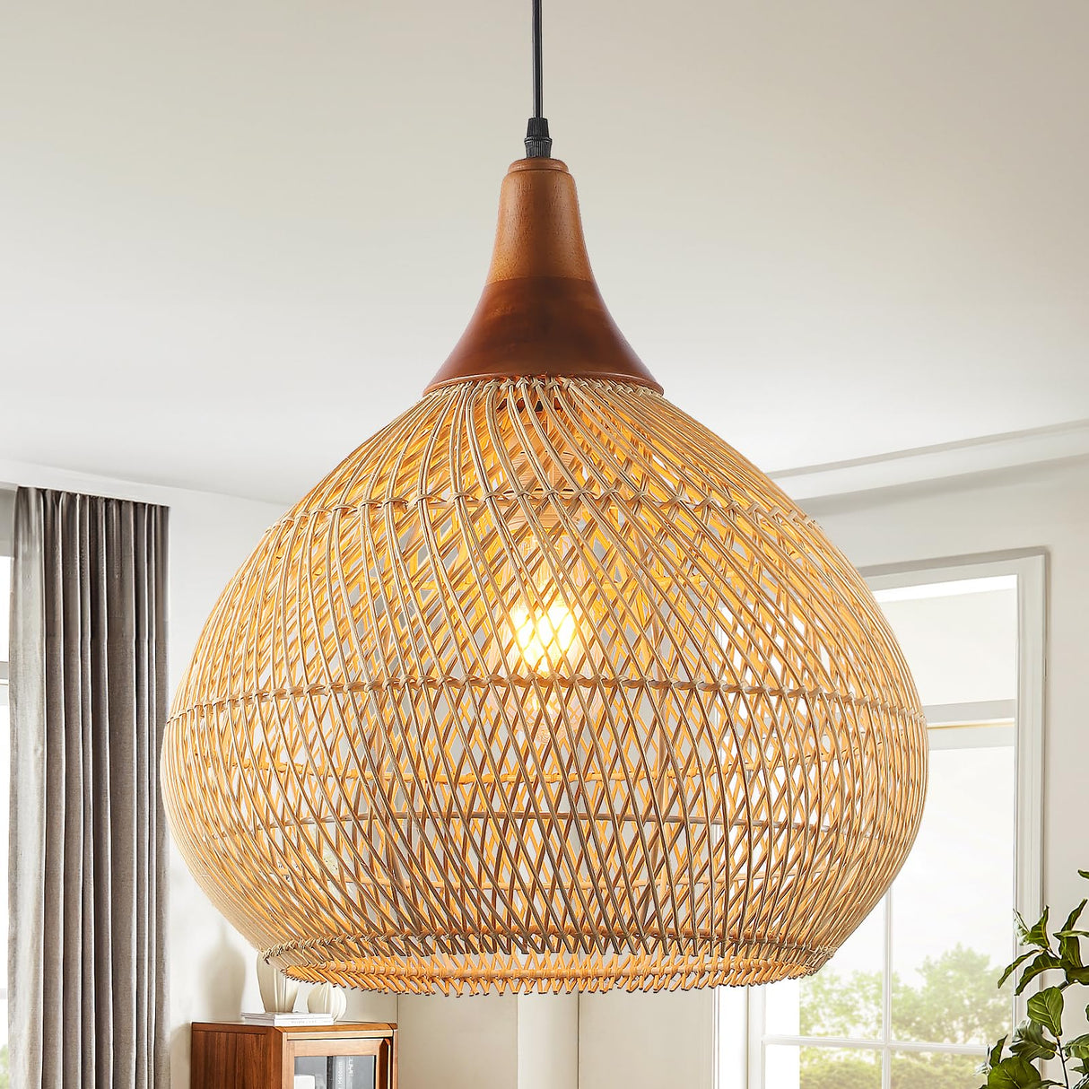 Karjearl Rattan Pendant Light, 15.7" Rattan Chandelier Hand-Woven Boho Pendant Light Fixtures with Solid Wood, Basket Wicker Chandelier for Dining Room Kitchen Island Living Room